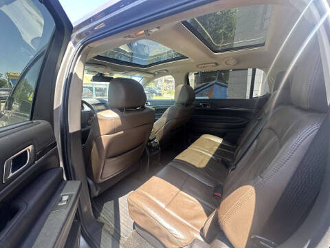 2016 Lincoln MKT EcoBoost