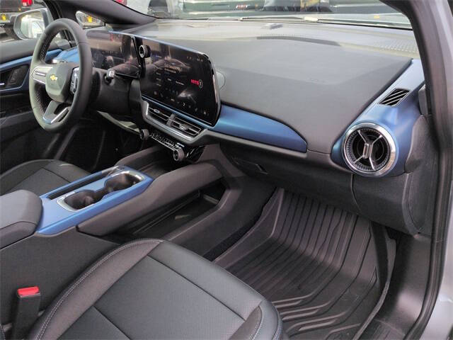 2026 Chevrolet Equinox EV LT 2