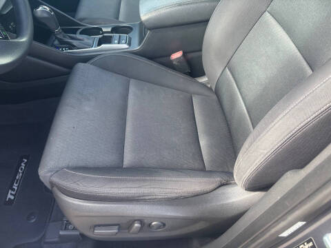 2016 Hyundai Tucson SE