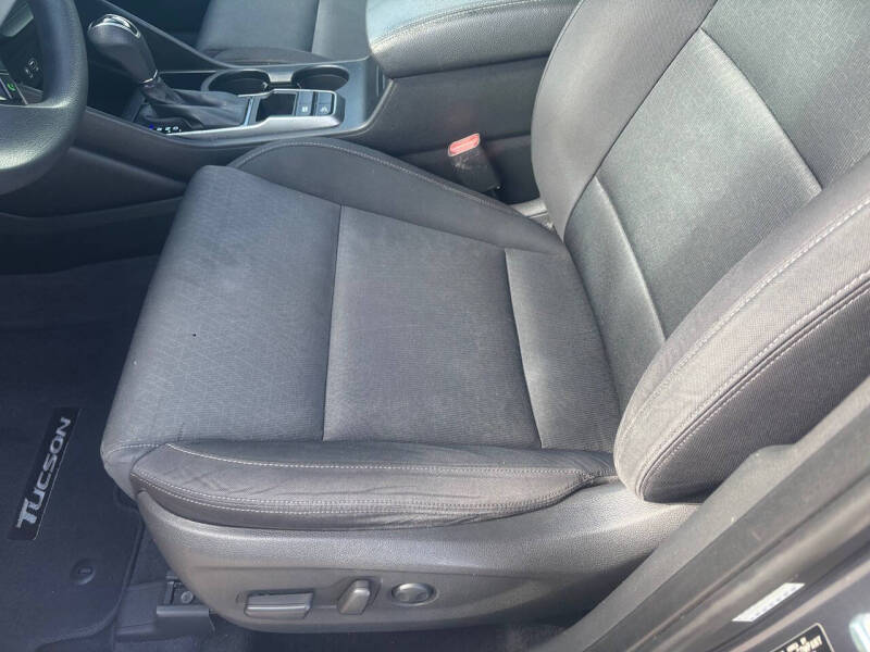 2016 Hyundai Tucson SE