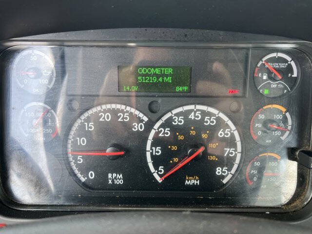 2017 Freightliner M2 106