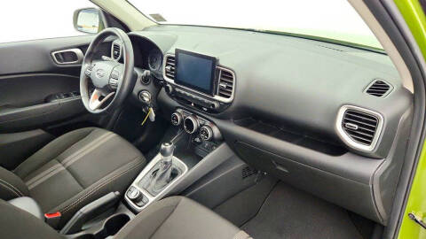 2021 Hyundai Venue SEL