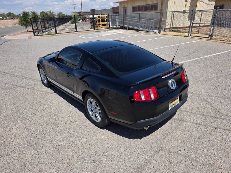 2011 Ford Mustang V6