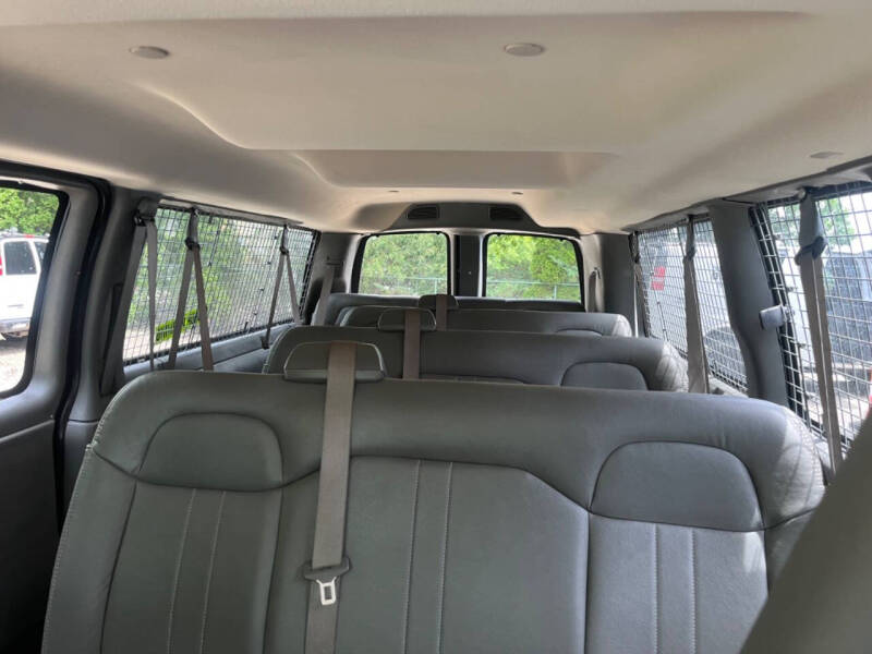 2019 Chevrolet Express LS 3500
