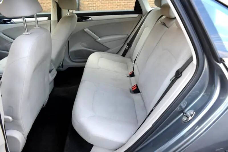 2016 Volkswagen Passat 1.8T S