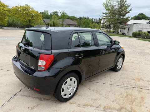 2010 Scion xD