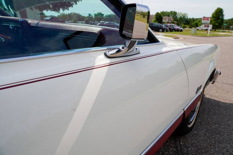 1976 Ford Thunderbird