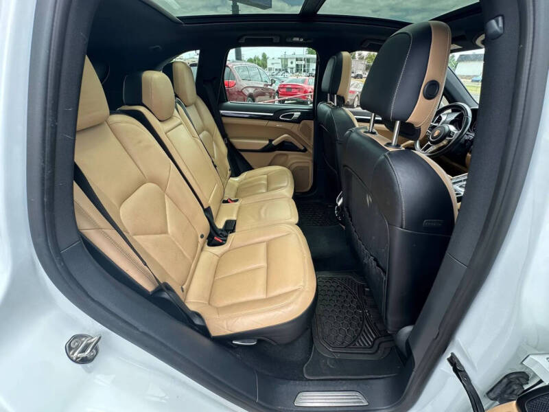 2016 Porsche Cayenne