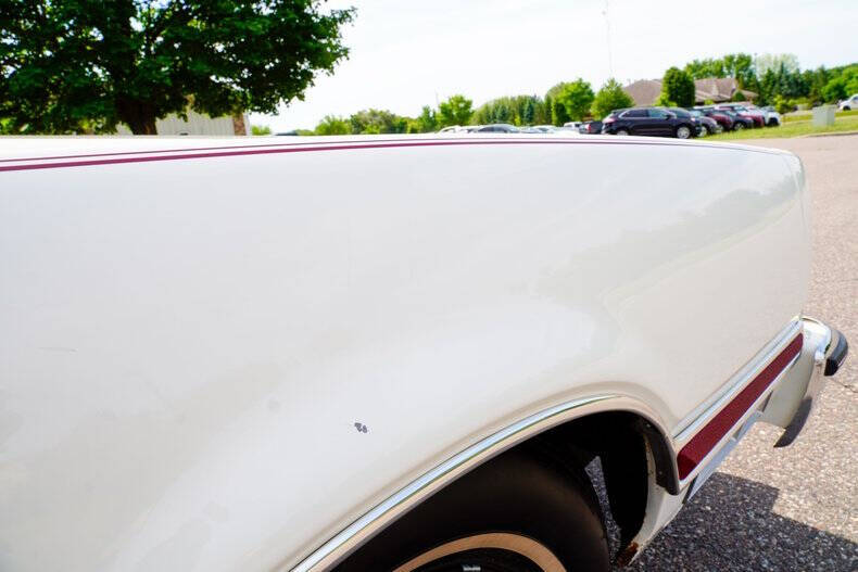 1976 Ford Thunderbird