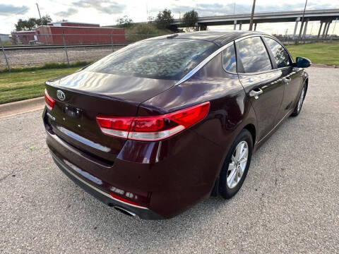 2018 Kia Optima LX