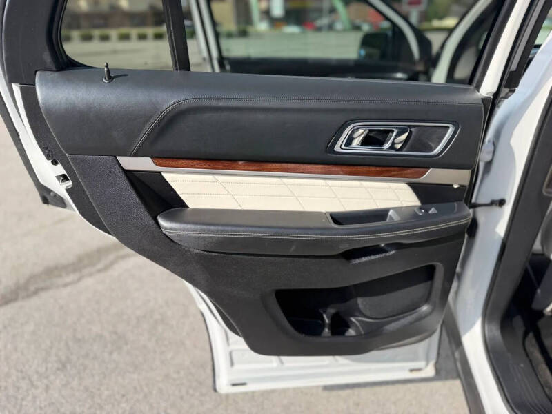 2016 Ford Explorer Platinum