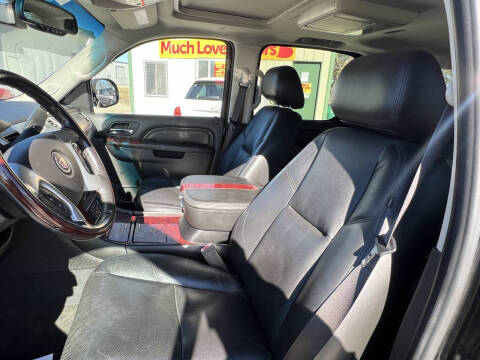 2011 Cadillac Escalade ESV Luxury