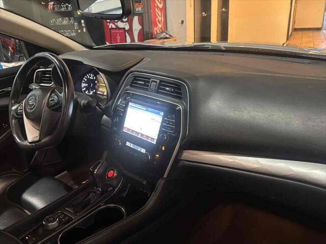 2017 Nissan Maxima