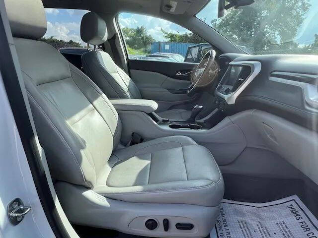 2017 GMC Acadia SLT-1