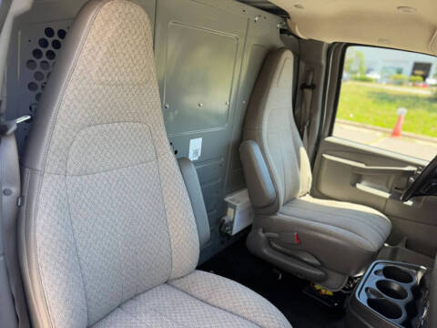 2016 Chevrolet Express 2500
