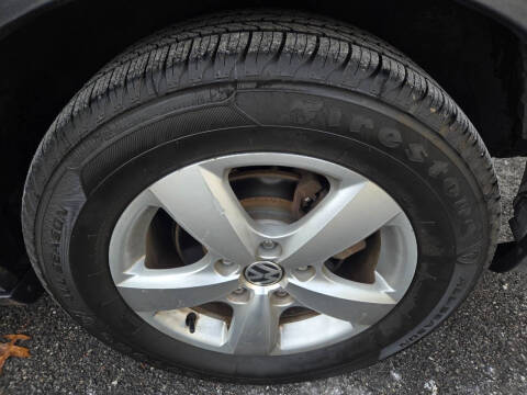 2011 Volkswagen Routan SEL