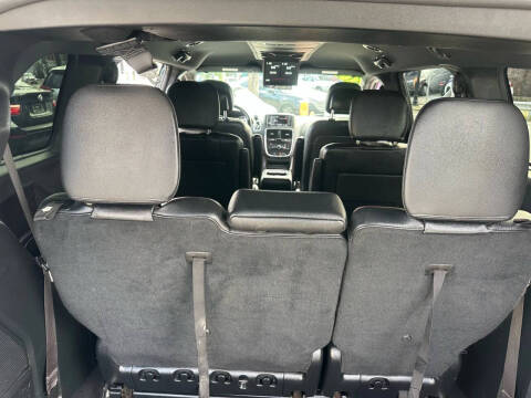 2016 Dodge Grand Caravan R/T