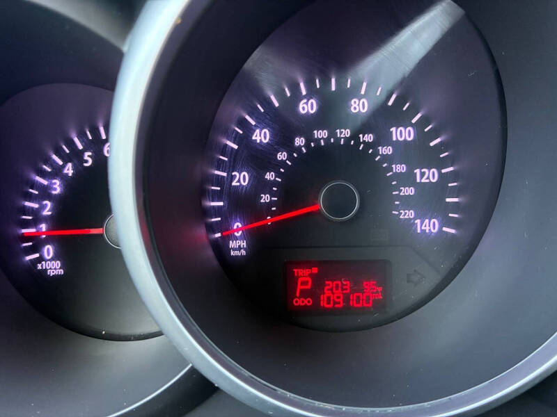 2012 Kia Soul +