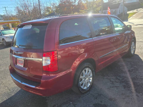 2013 Chrysler Town and Country Touring
