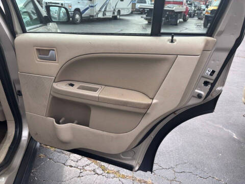 2005 Ford Freestyle SEL
