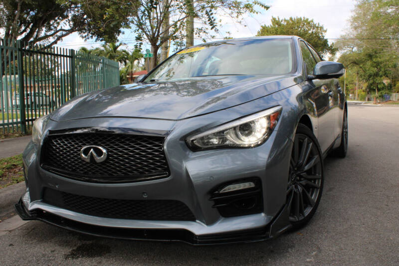 2016 INFINITI Q50 Sport photo 2