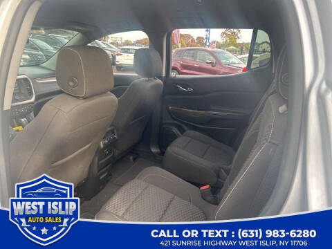 2017 GMC Acadia SLE-2