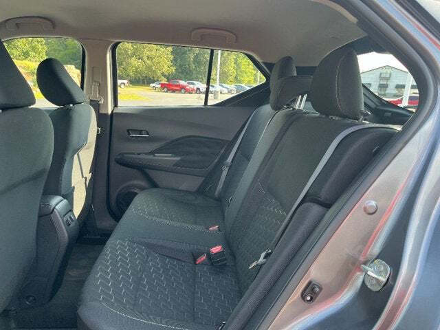 2023 Nissan Kicks 27