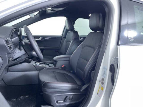 2026 Ford Escape Hybrid ST-Line Select