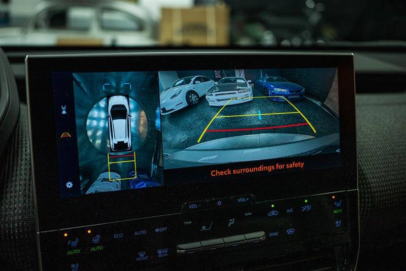 2024 Toyota bZ4X Limited