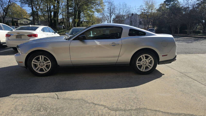 2012 Ford Mustang V6