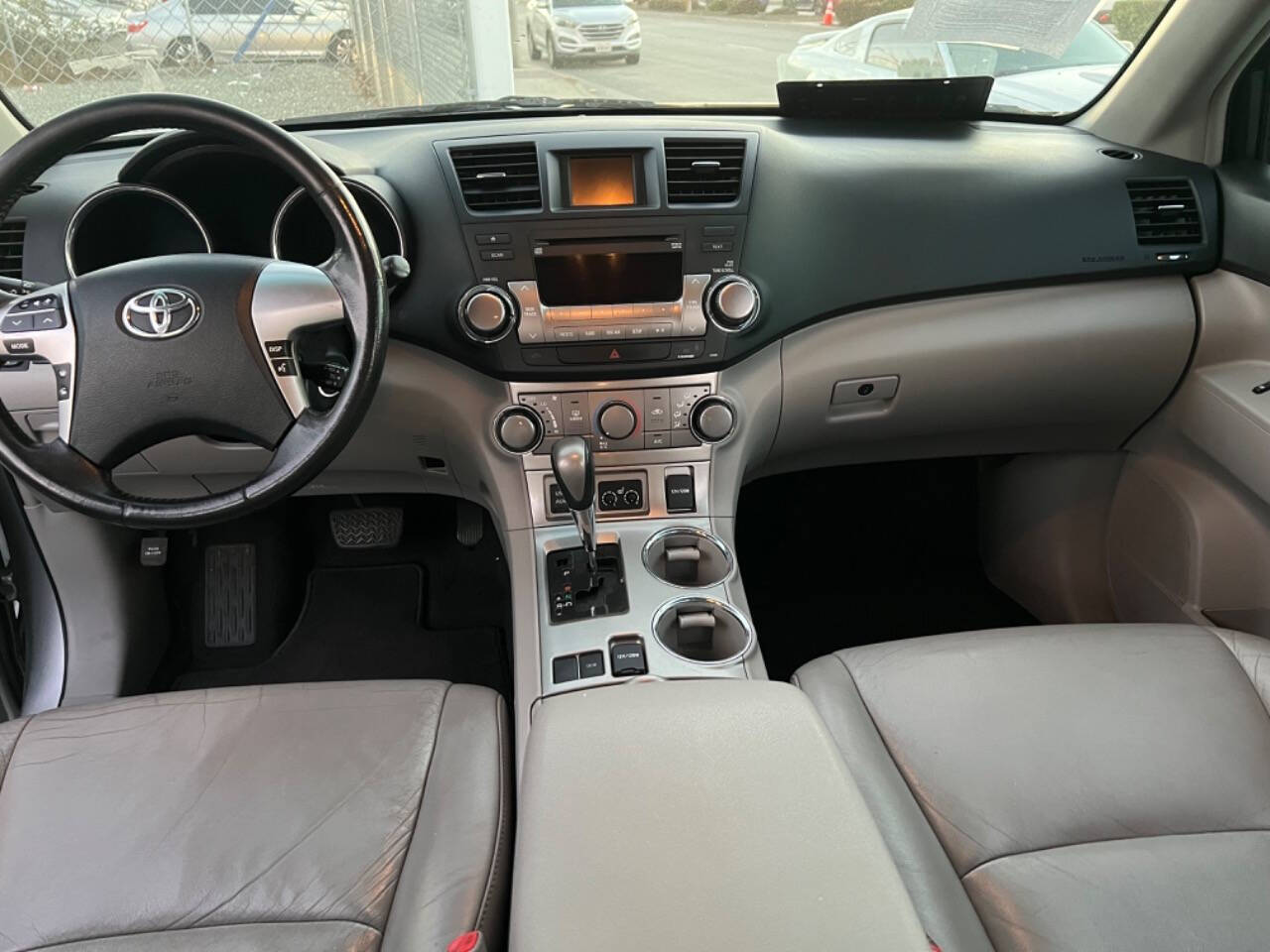 2011 Toyota Highlander for sale at Unique Auto Sales, Inc. in Bell, CA