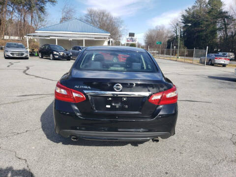 2016 Nissan Altima 2.5 SR