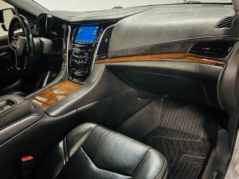 2018 Cadillac Escalade Premium Luxury