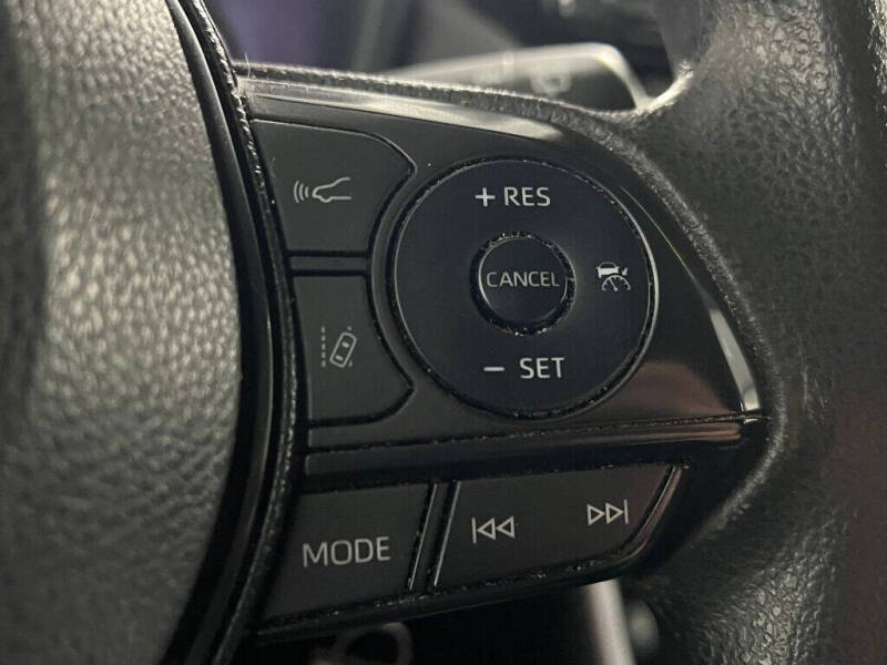 2020 Toyota RAV4 Hybrid LE