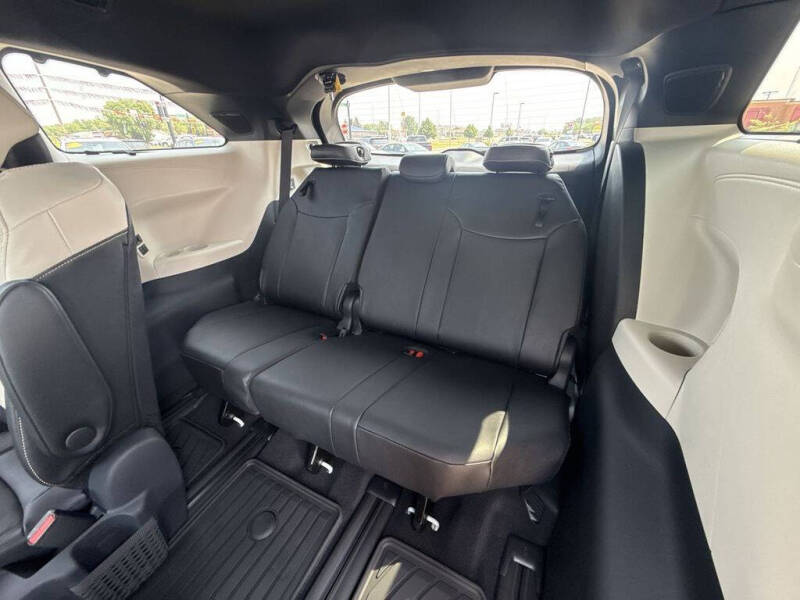 2026 Toyota Sienna Limited 7-Passenger