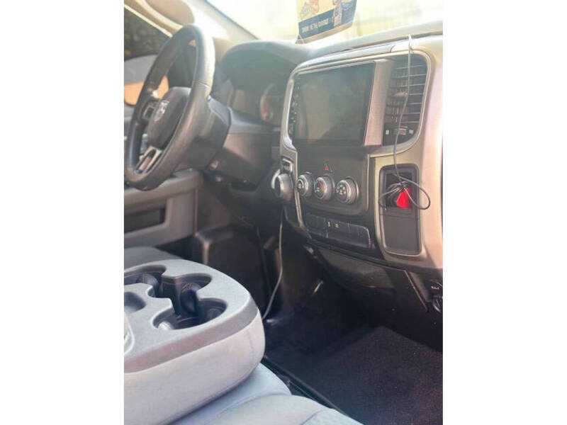 2019 RAM 1500 Classic SLT