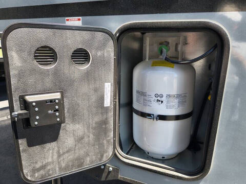 2025 Palomino REAL LITE 2114