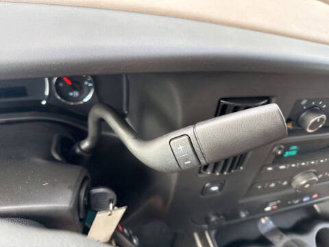 2025 Chevrolet Express 2500