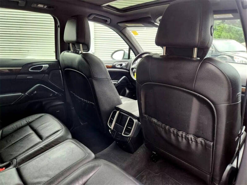 2012 Porsche Cayenne Tiptronic