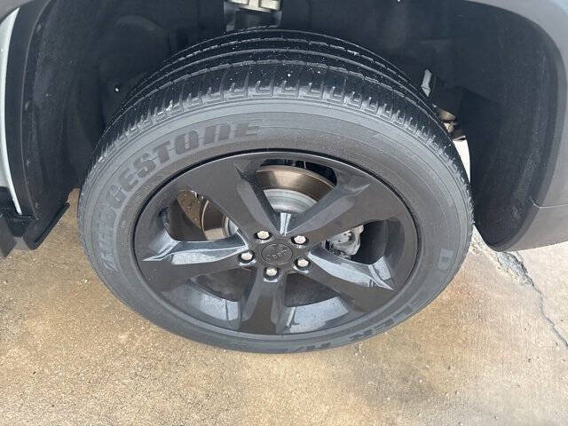 2022 Jeep Grand Cherokee Altitude