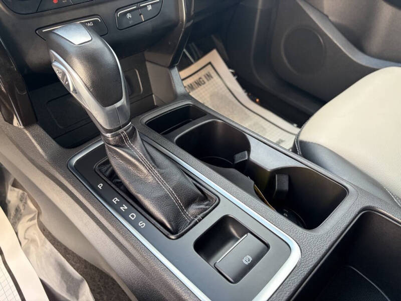 2019 Ford Escape SEL