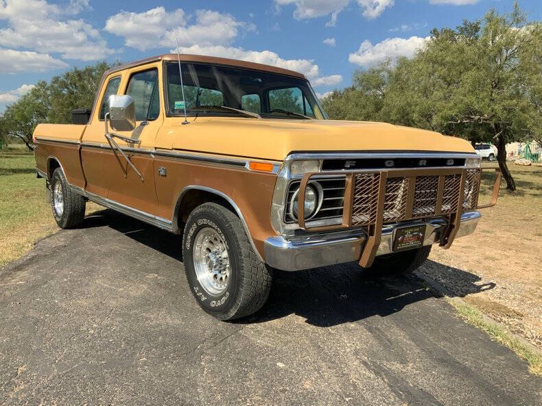 1975 Ford F-250
