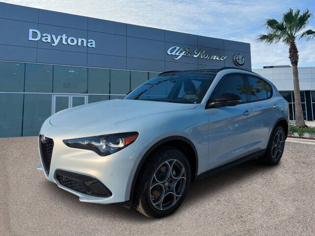2025 Alfa Romeo Stelvio