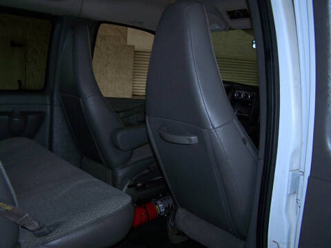 2017 Chevrolet Express LT 2500