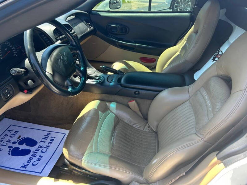 2004 Chevrolet Corvette