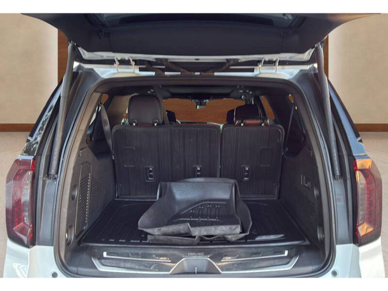 2023 GMC Yukon XL Denali Ultimate