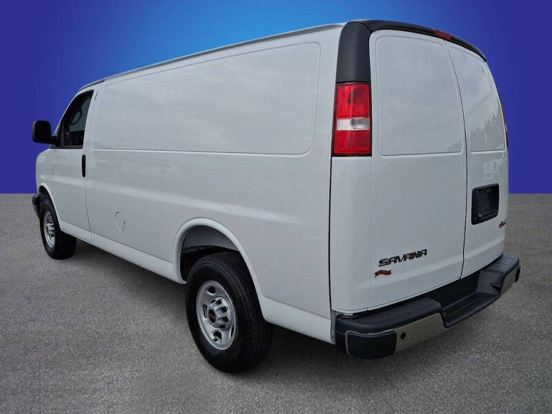 2026 GMC Savana 3500