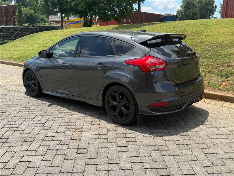 2017 Ford Focus ST
