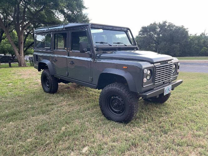 1987 Land Rover Defender