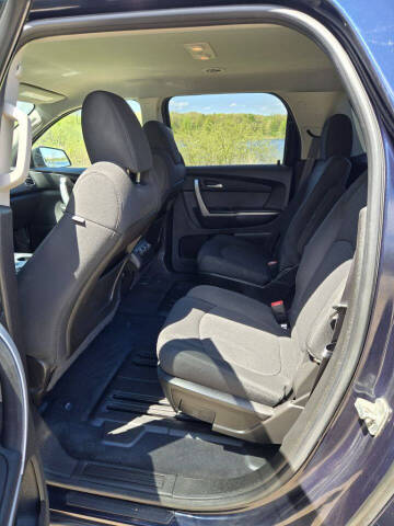 2011 GMC Acadia SLE